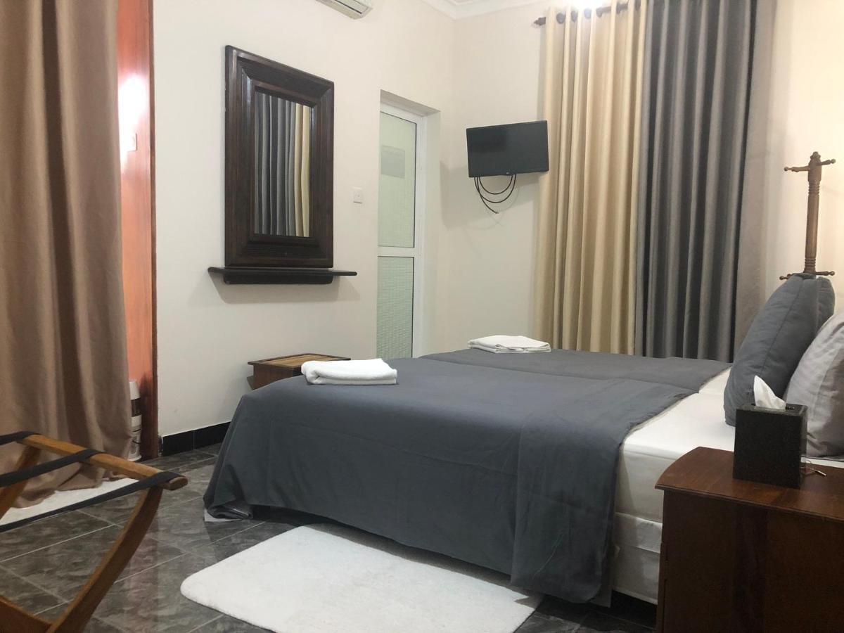 West Dene Bed and Breakfast Negombo Eksteriør billede