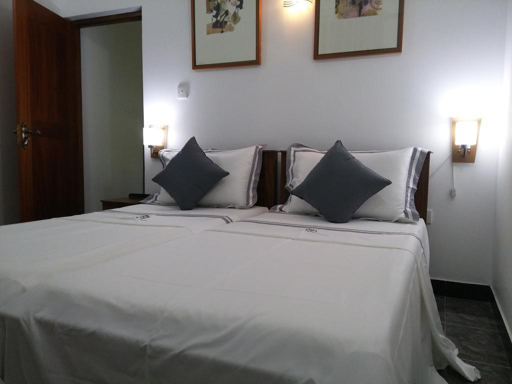 West Dene Bed and Breakfast Negombo Eksteriør billede