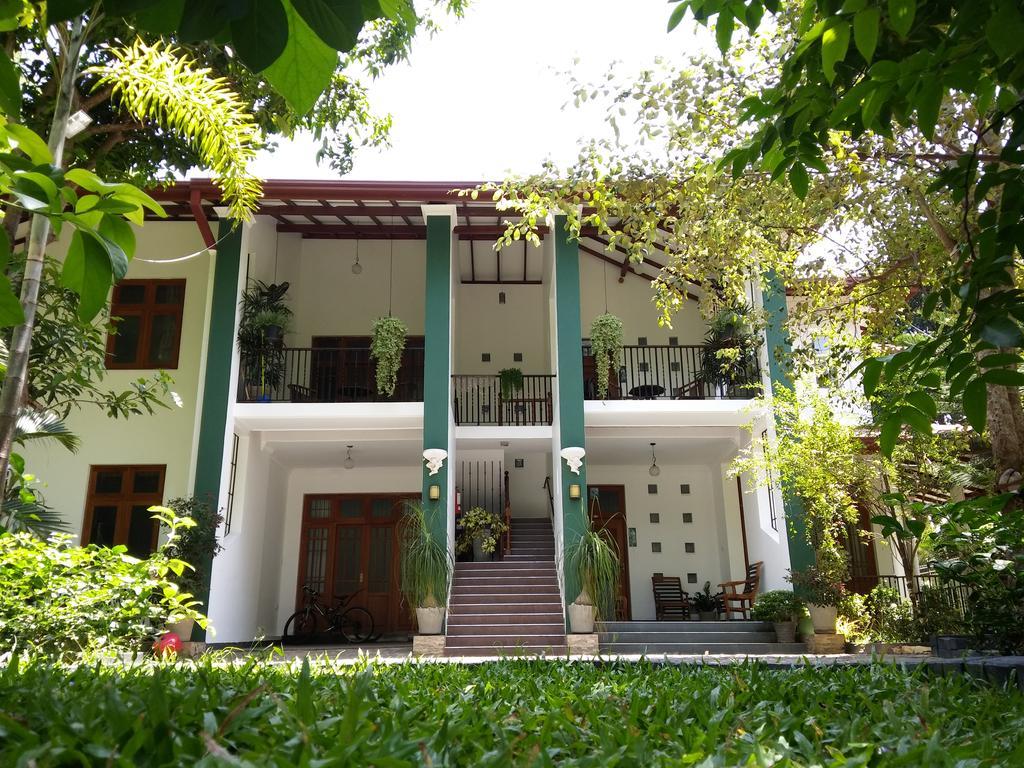 West Dene Bed and Breakfast Negombo Eksteriør billede