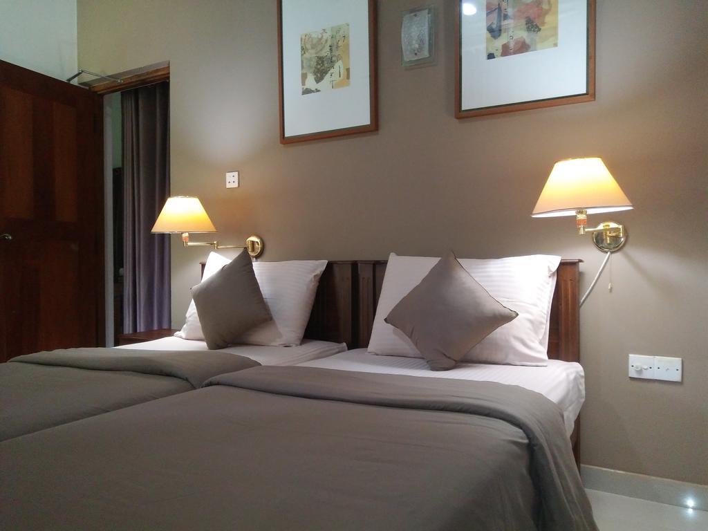 West Dene Bed and Breakfast Negombo Eksteriør billede
