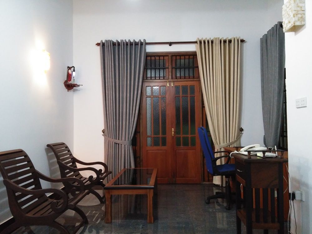 West Dene Bed and Breakfast Negombo Eksteriør billede