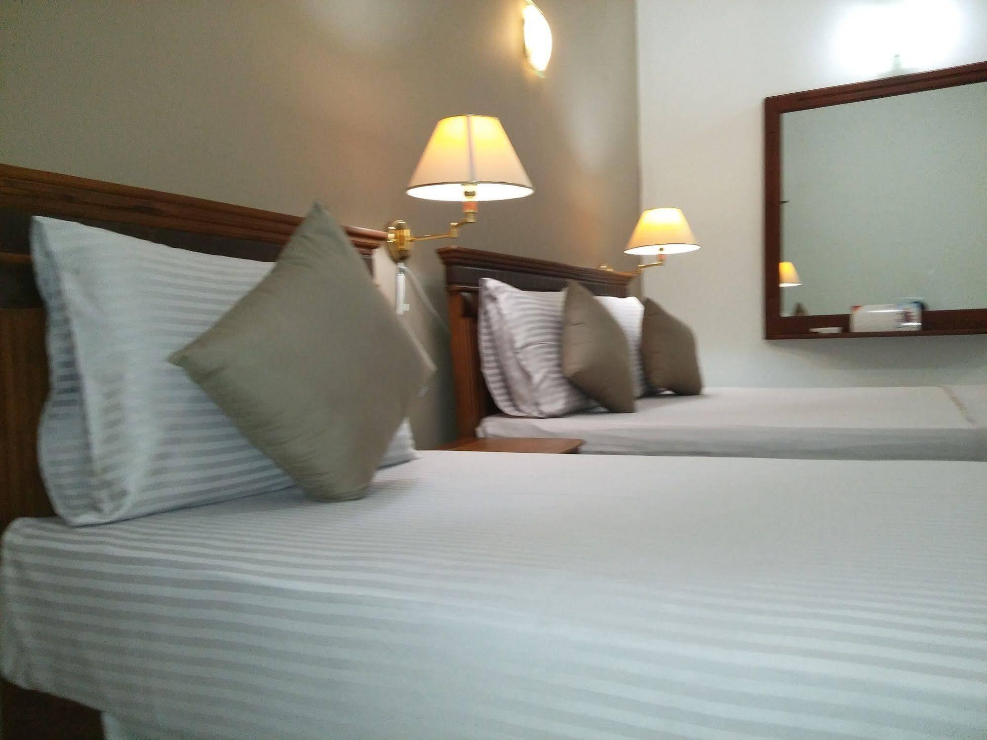 West Dene Bed and Breakfast Negombo Eksteriør billede